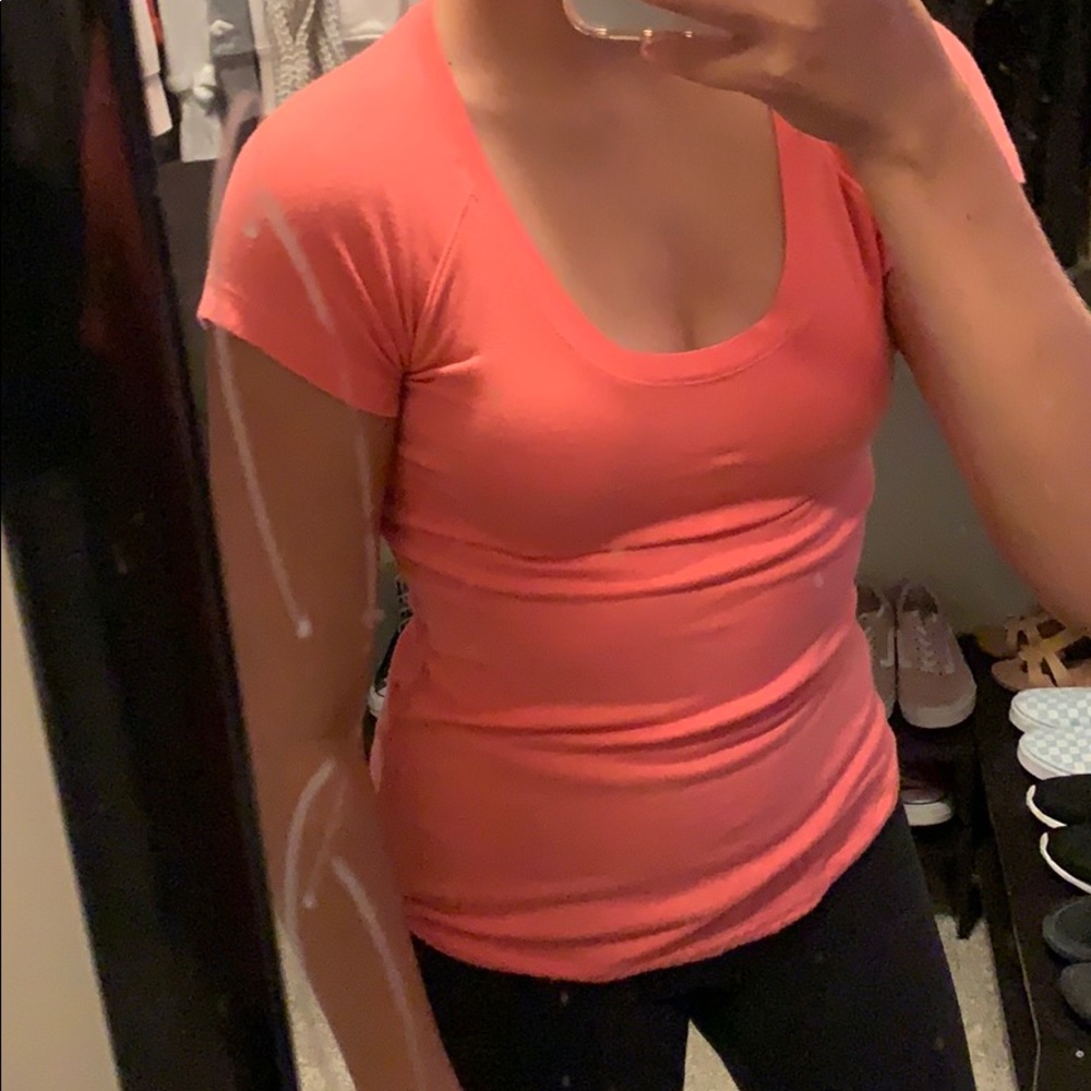 Coral top